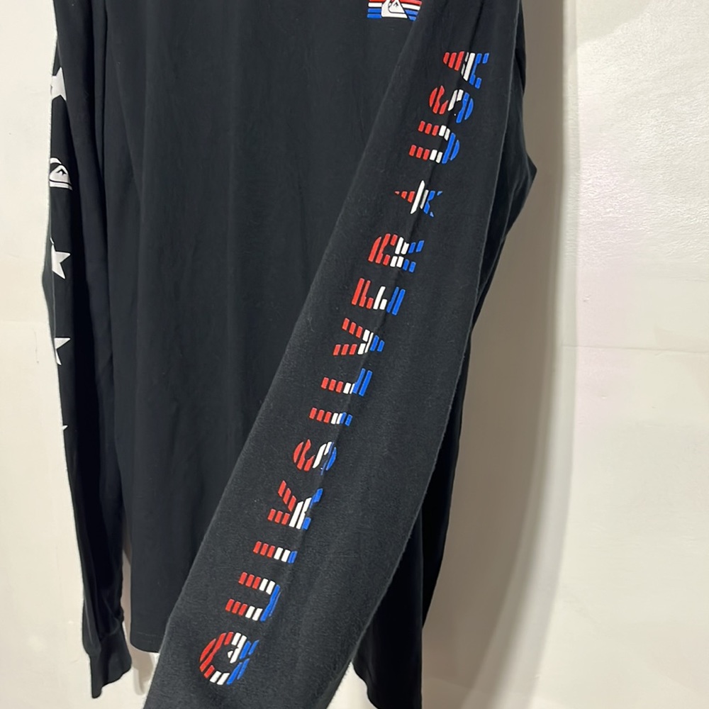 Quicksilver Men’s Black Red White Blue Stars Long Sleeve Shirt Size XXL - Picture 3 of 7